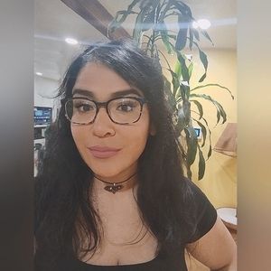Meet your Posher, Gaby